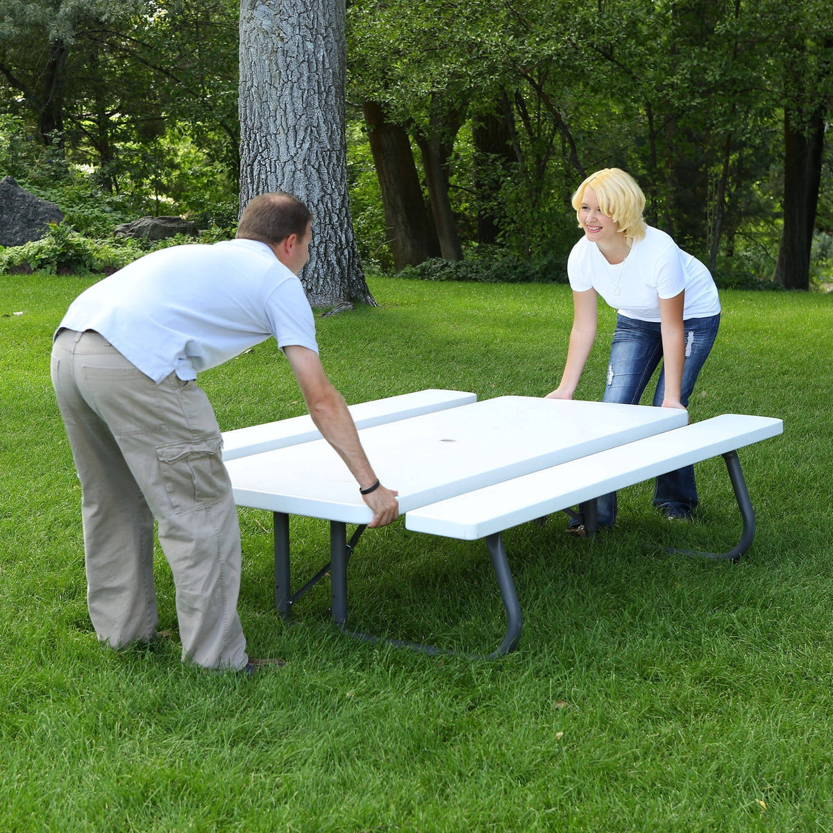 6 Foot Polyethylene Picnic Table O992751