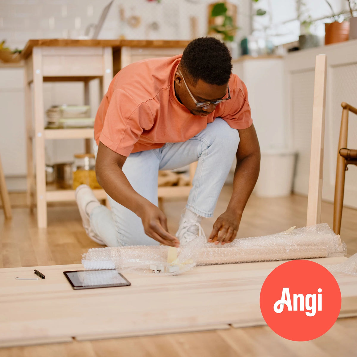 Desk Assembly Services I375