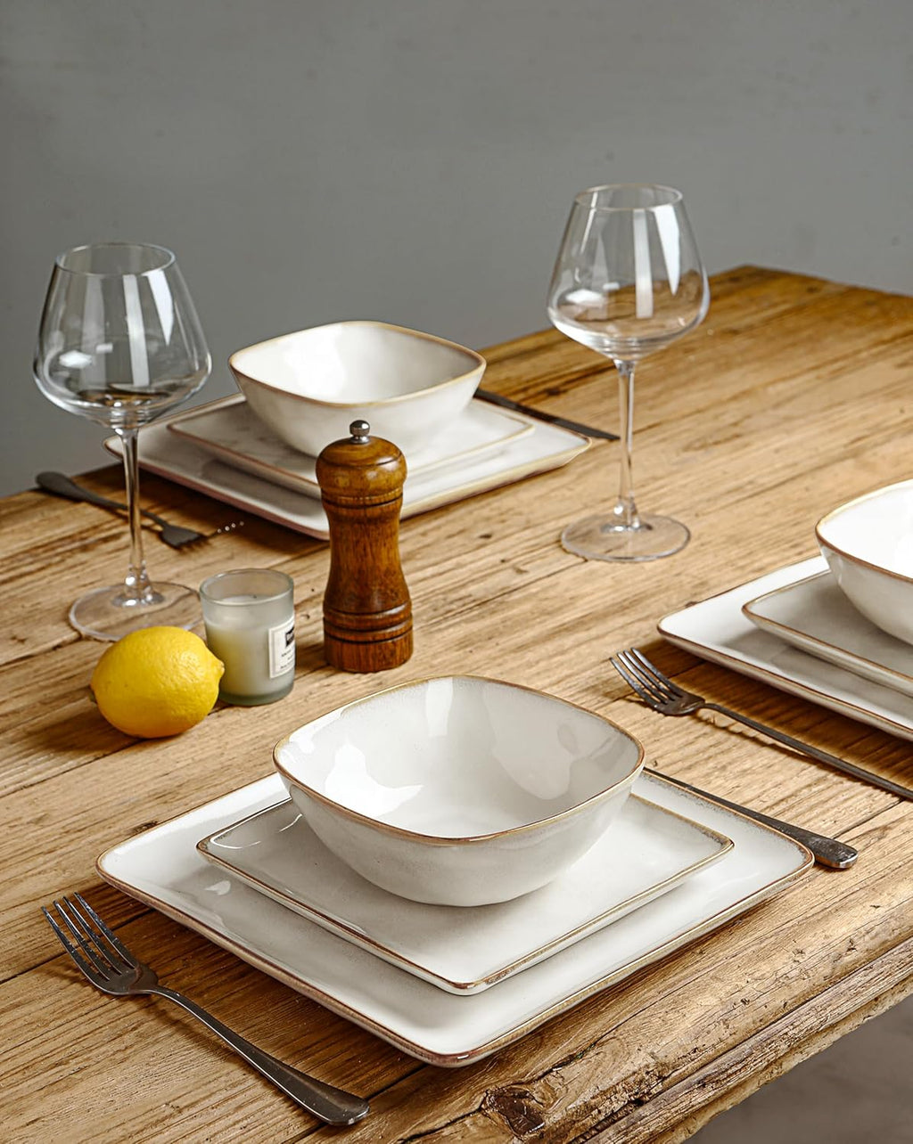 16-Piece Dinnerware Set, Square Plates and Bowls, Cappuccino White O52266