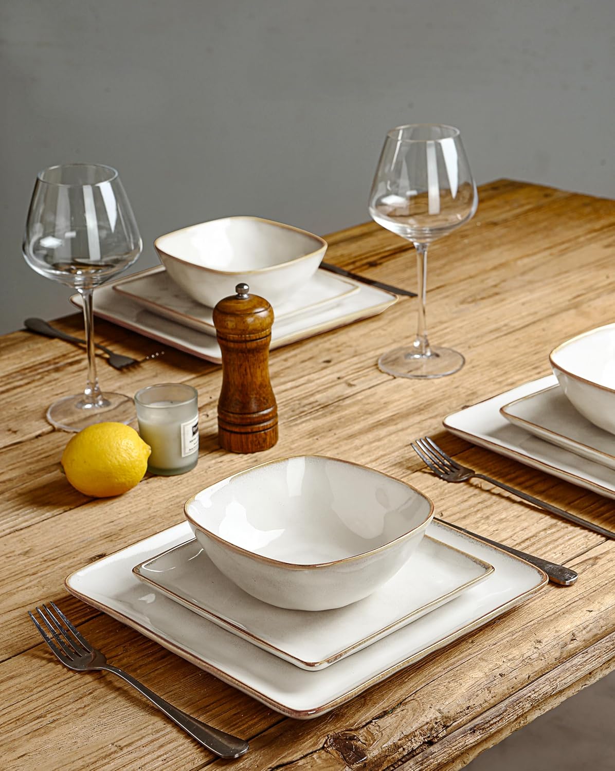 16-Piece Dinnerware Set, Square Plates and Bowls, Cappuccino White O52266