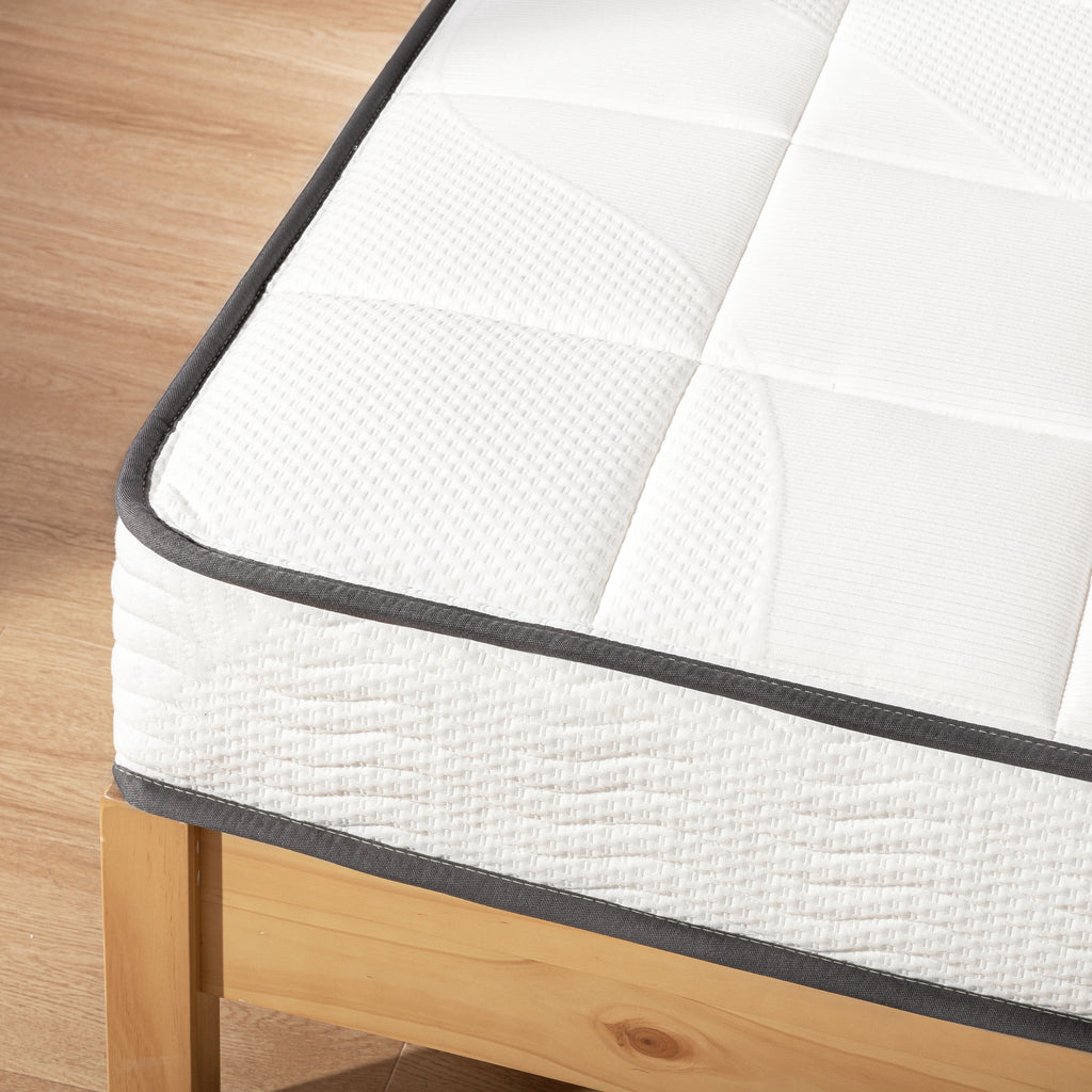 8 Classic Bonnell Spring Mattress with Comfort Foam Top Full X290284
