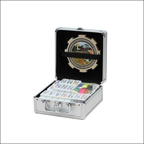 Double 15 Numeral Domino Set in Aluminum Case D337