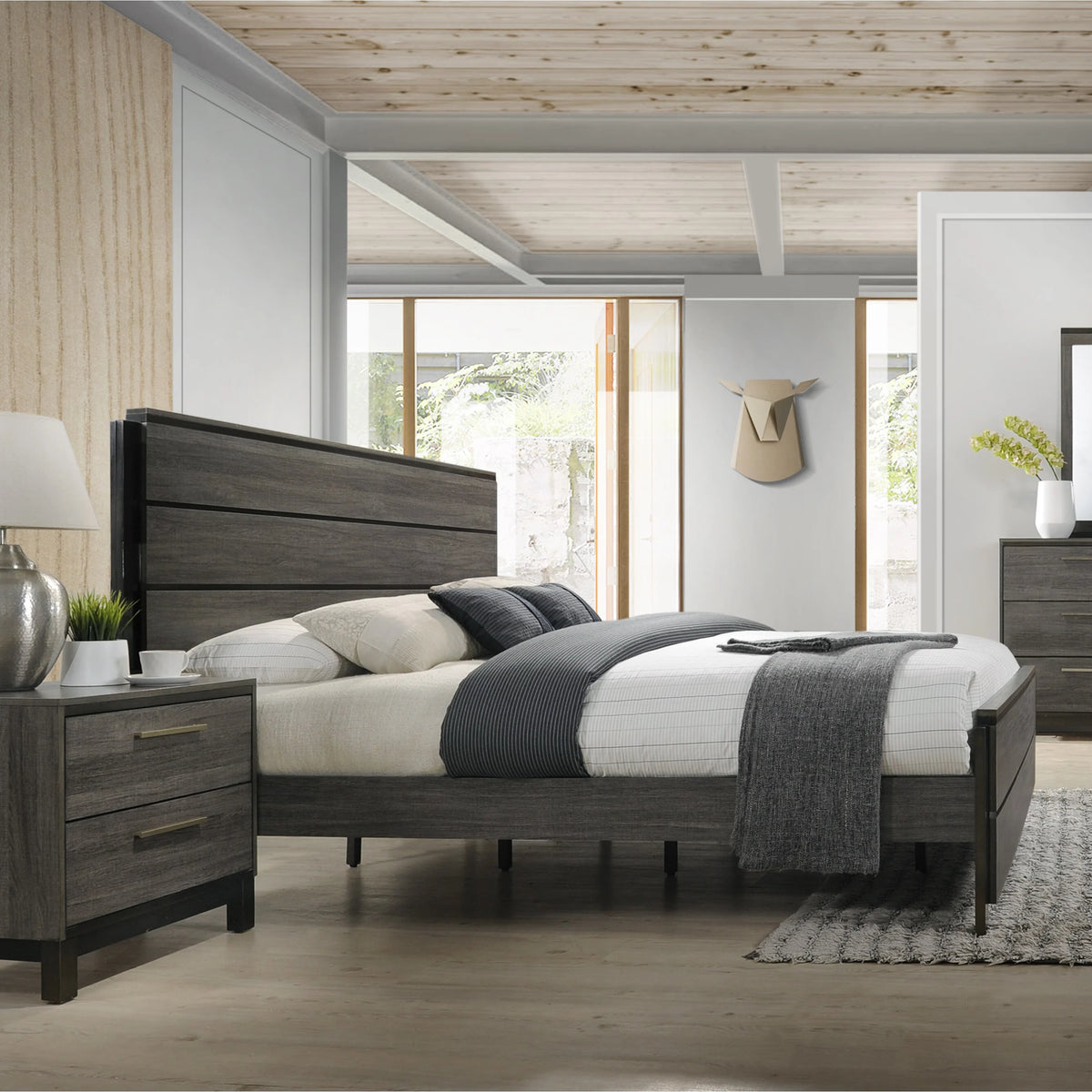 King Size Wood Bedroom Set with Dresser Mirror Nightstand Chest P89785